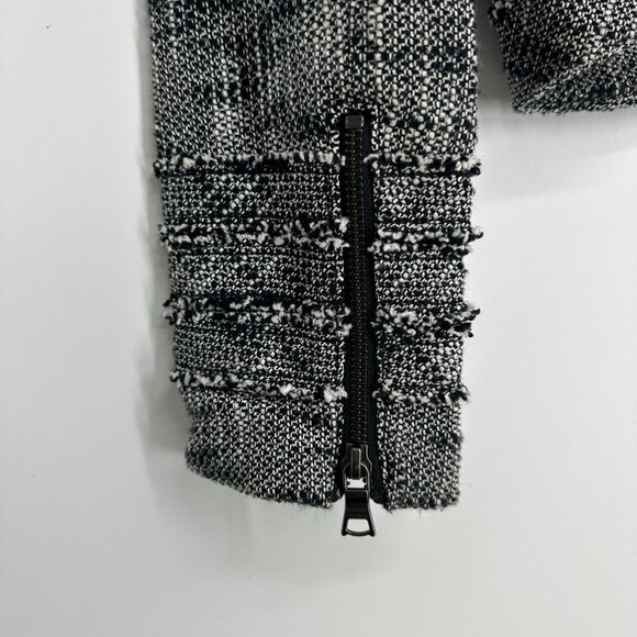 3/$25 Banana Republic Tweed Blazer Jacket 2 Fringe Trim Zip Up Collarless Black - Picture 7 of 8